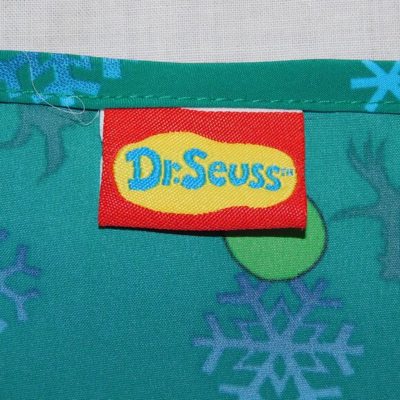 Dr. Seuss How the Grinch Stole Christmas Print Green Women 2XL Scrub Top - Picture 3 of 7